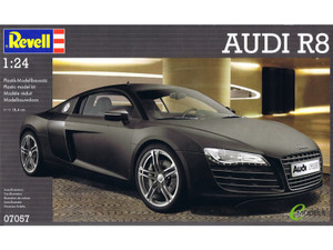 Revell #7057 1/24 Audi R8 Revell #7057 1/24 Audi R8