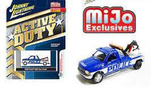 Johnny Lightning #JLCP7255 1999 Ford F-450 Tow Truck