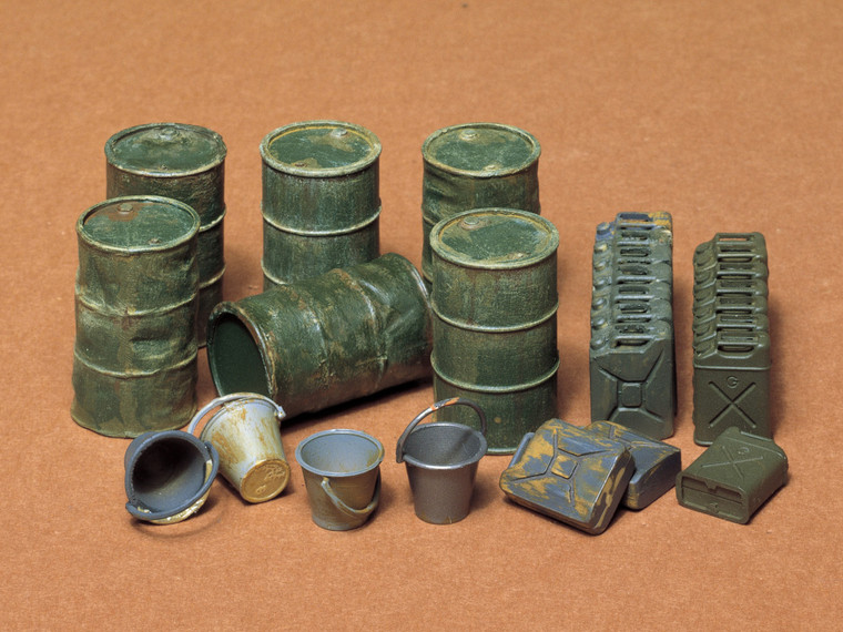Tamiya #35026 1/35 Jerry Can Set