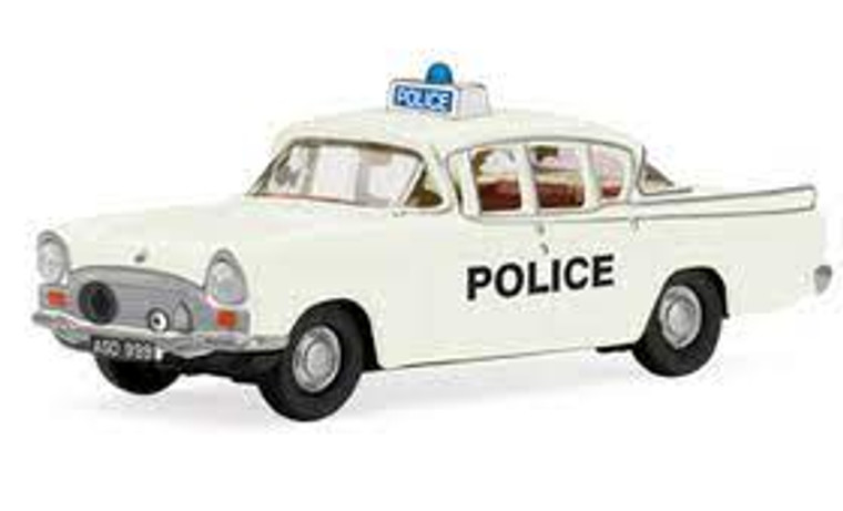 Hornby Skale Autos #R7024  1/76 Vauxhall Cresta Police-White