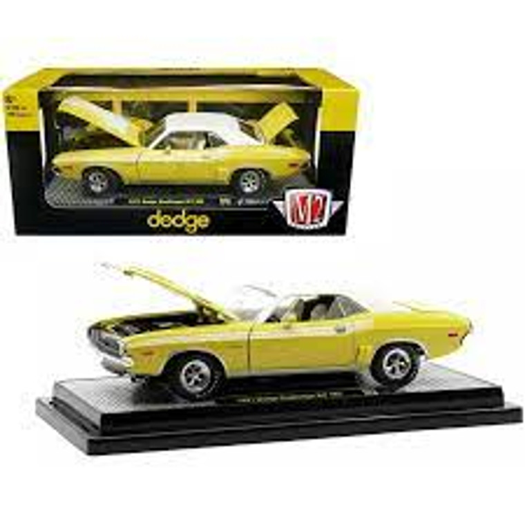 M2 Machines #40300-95B 1/24 1971 Dodge Challenger R/T 383-Banana Yellow w/White