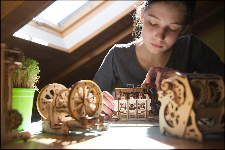 UGears #121058 Counter