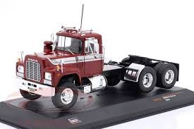 IXO #TR212 1/43 1966 Mack R-Series Tractor (Dark Red)