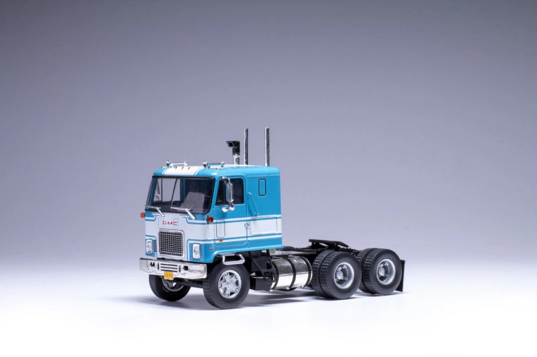 IXO #TR213 1/43 1970 GMC Astro 95  Blue and White