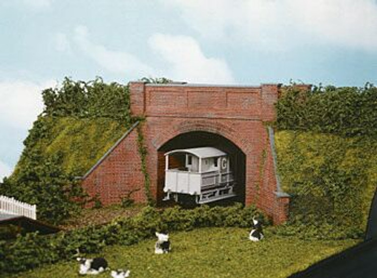 Wills Scenic Series #SS53 OO Brick Arch Bridge with Abutments