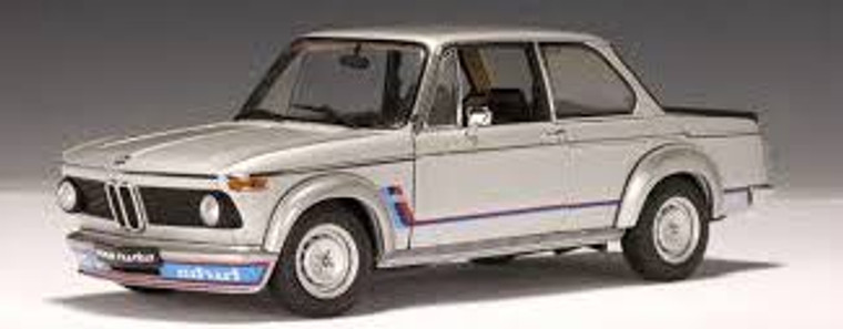 Minichamps #155 026201 1/18 1973 BMW 2002 Turbo