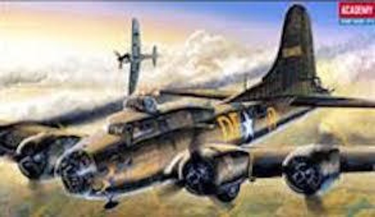 Academy #12495 1/72 B-17F "Memphis Belle"