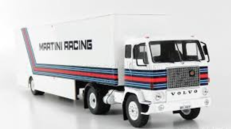 IXO #TTR018 1/43 Volvo F88 Racing Transporter-Martini