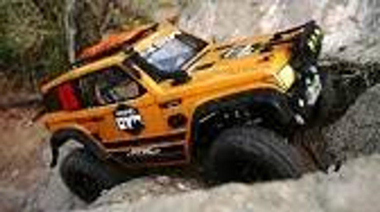 Axial #AXI90074T1   1/10 Wraith 1.9 4WD RTR (Orange)