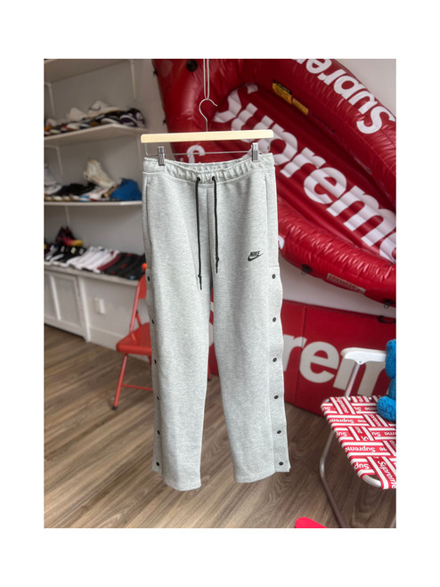 Nike Tech Fleece Loose Fit Tear Away Pants (Pre-Owned)
