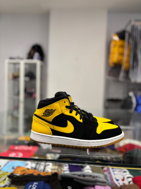 Jordan 1 Mid SE New Love (Pre-Owned)