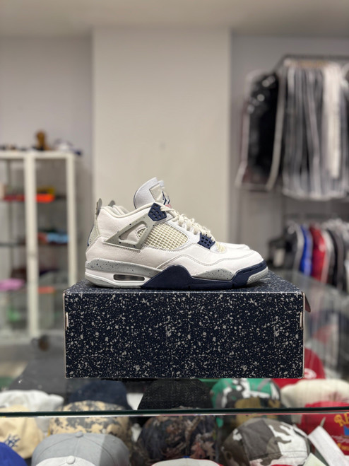 Jordan 4 Midnight Navy (Pre-Owned)