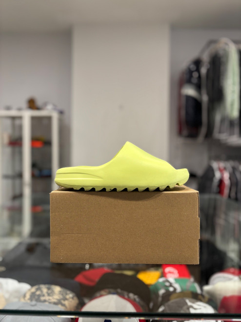 Yeezy Slide Glow Green (Pre-Owned)