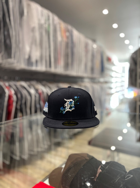Detroit Tigers New Era 1984 World Series Bloom Patch 59FIFTY Fitted Hat Navy (Pre-Owned)