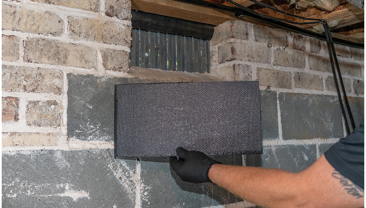 What do I do with my foundation vents when I close my crawl space?