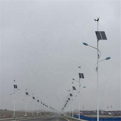 Solar Wind Hybrid LED Street Light High Efficiency IP66 Waterproof Aluminum Alloy Body for Streets and Parks