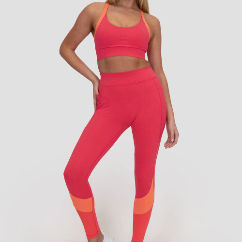 Unleash your movement with all-day comfort, seamless support, and dynamic stretch that flows with every step, squat, and stride.