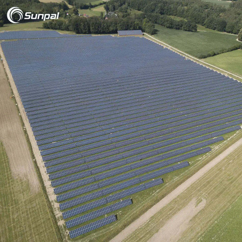 High-Quality Polycrystalline 600W-610W Half-Cell Solar Panels 210mm Cells – 100kW Energy System Ready