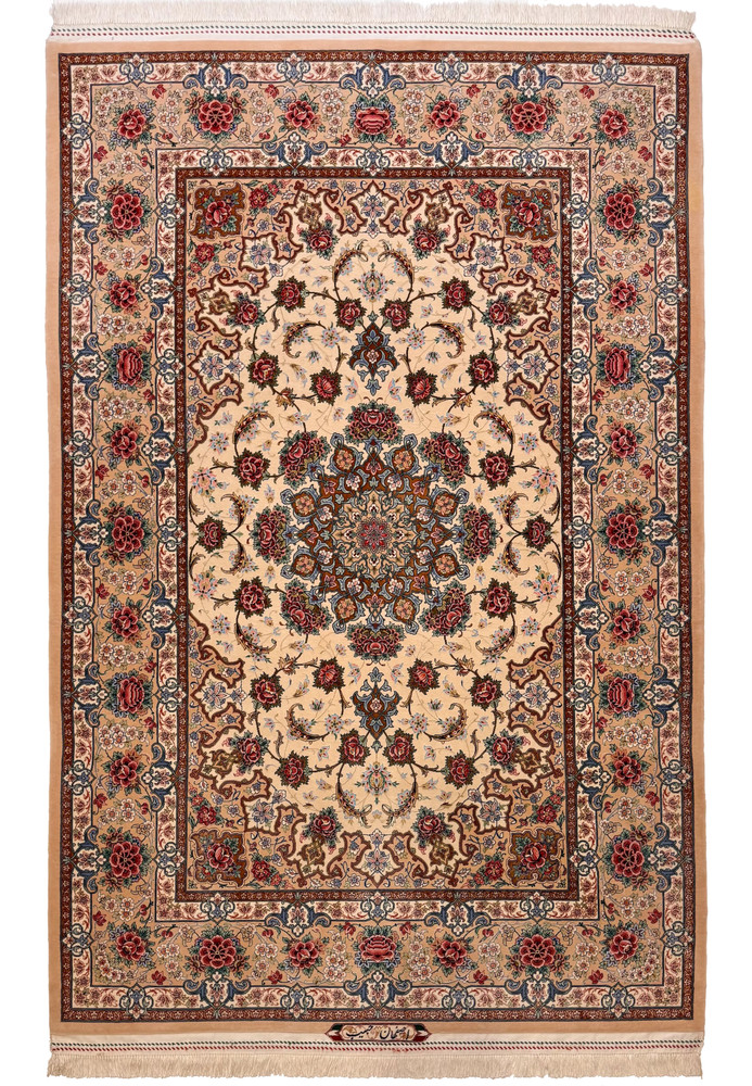 5 by 7'4 Persian Isfahan rug signed by Master Habib, full view of ivory field with peach border and rose medallion