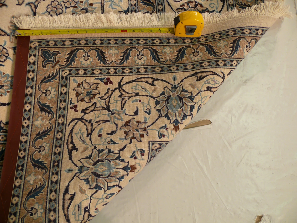 8'2" x 11'5" Persian Nain Rug 3