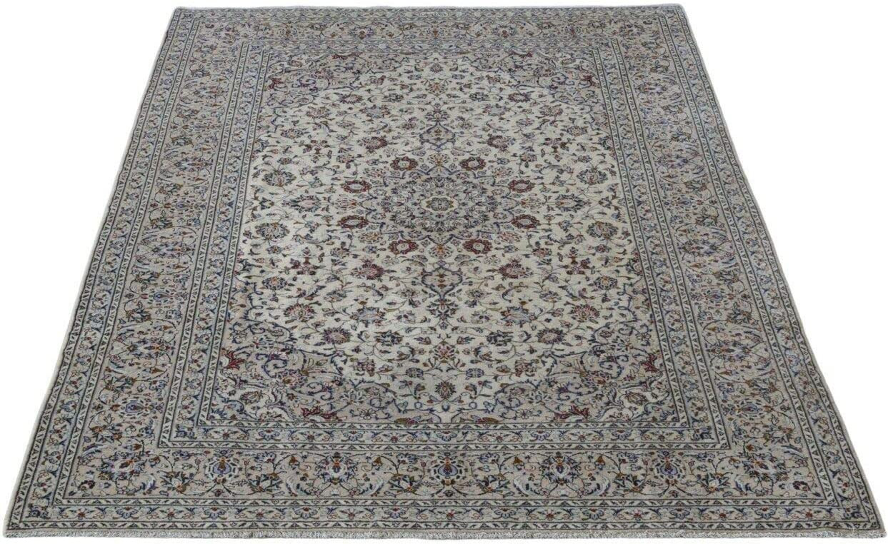 8 x 12 Persian Kashan Rug signed by weaver