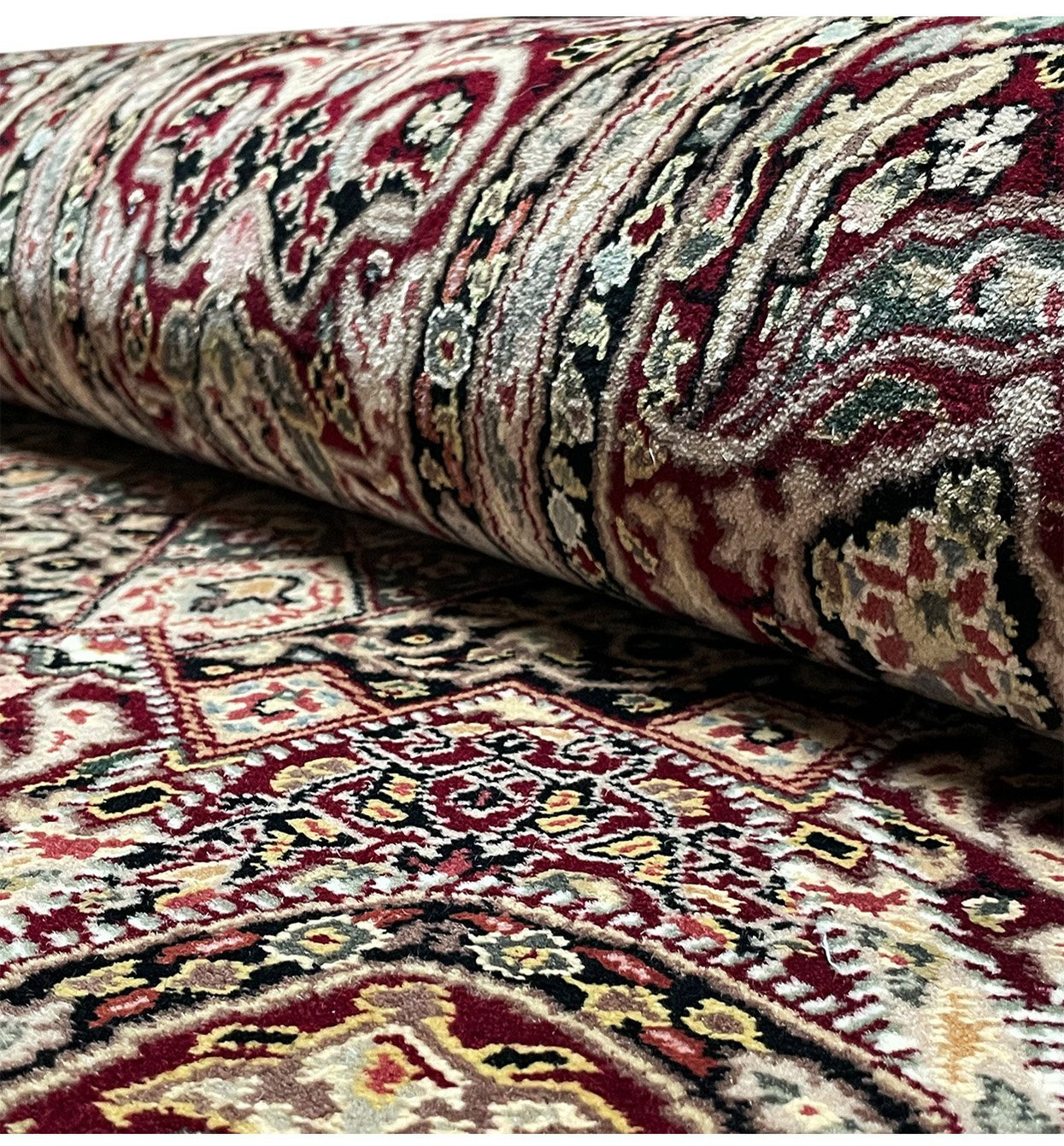 3'8" x 5'8" Oriental Tabriz Ghonbad Rug