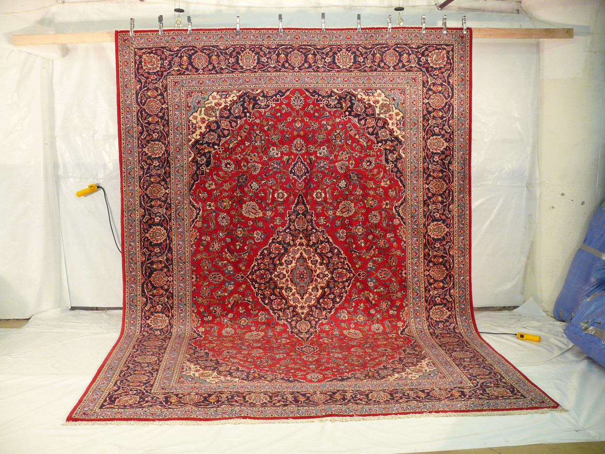 10'2" x 14'1" Persian Kashan Rug