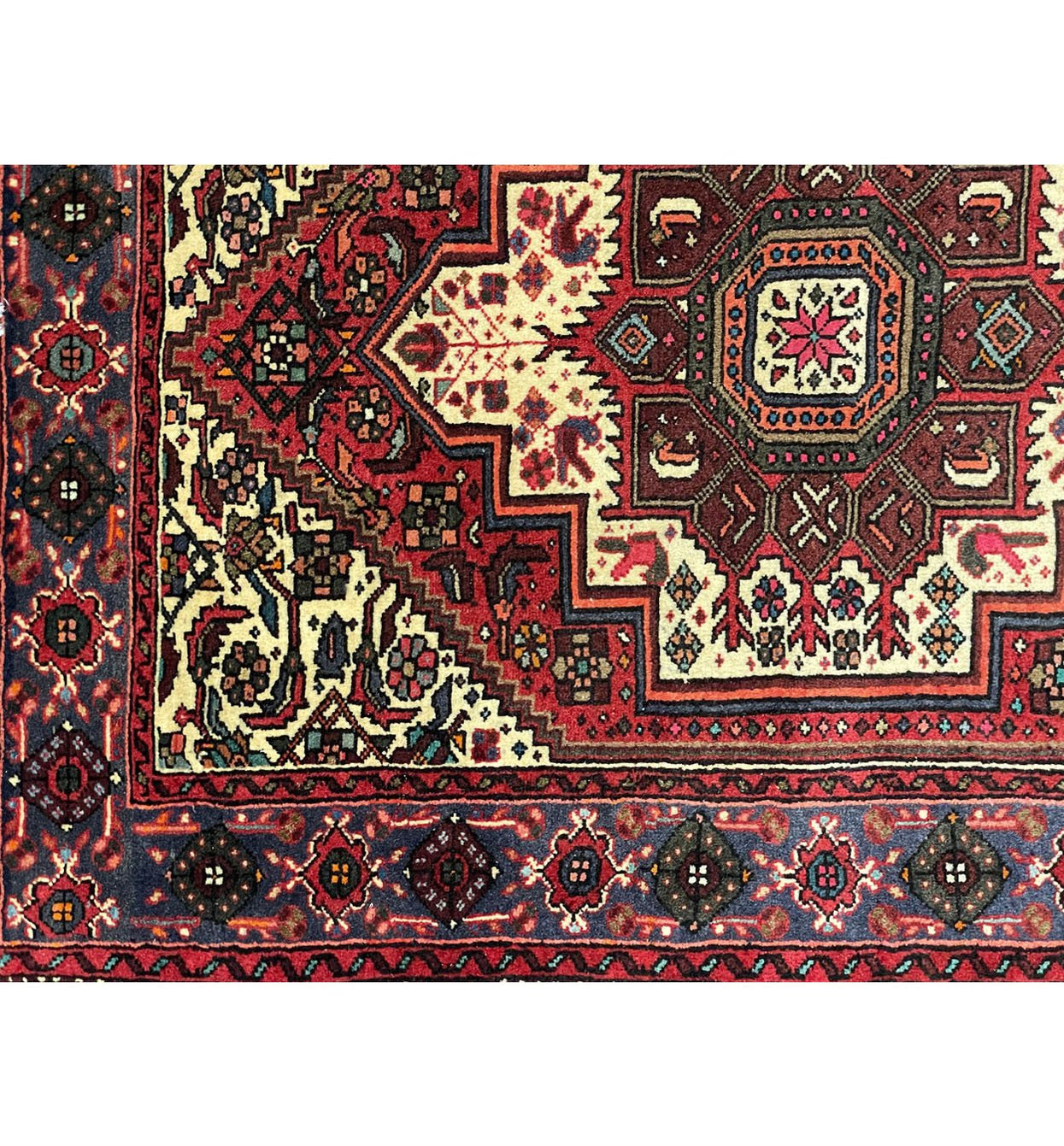 2'5 x 3'7 Persian Gholtogh Rug