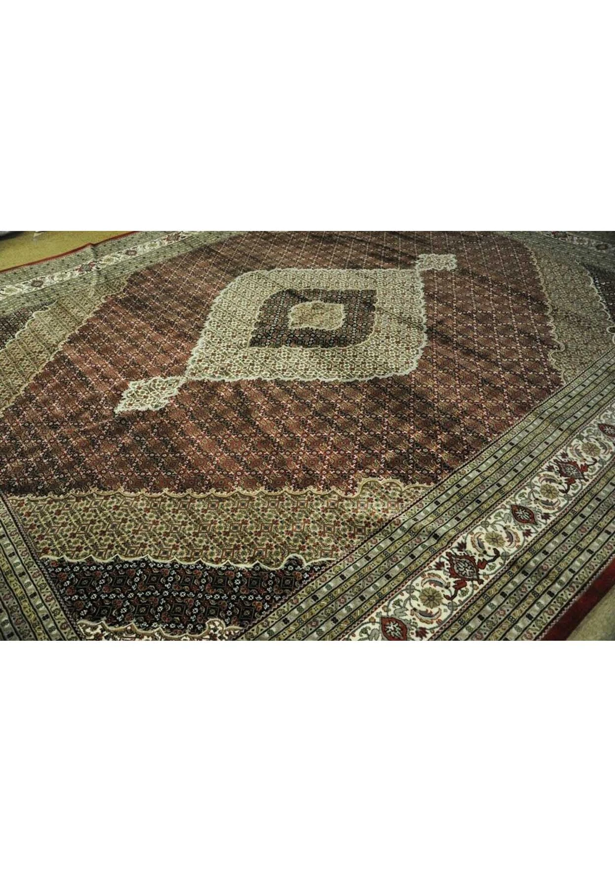 12 x 15 Persian Tabriz  Mahi  50 Raj Wool & Silk Rug