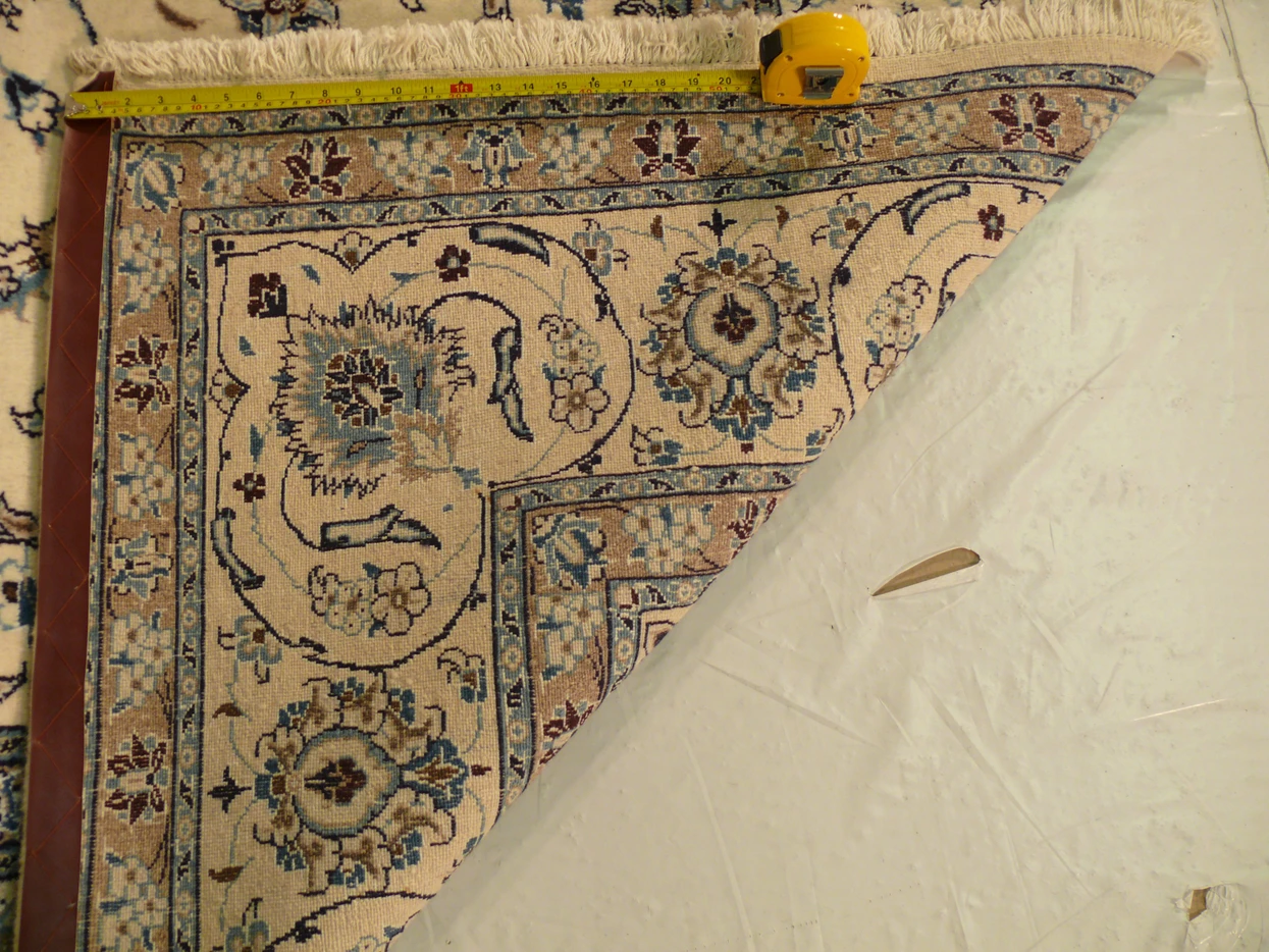 8'2" x 11'7" Persian Nain Rug