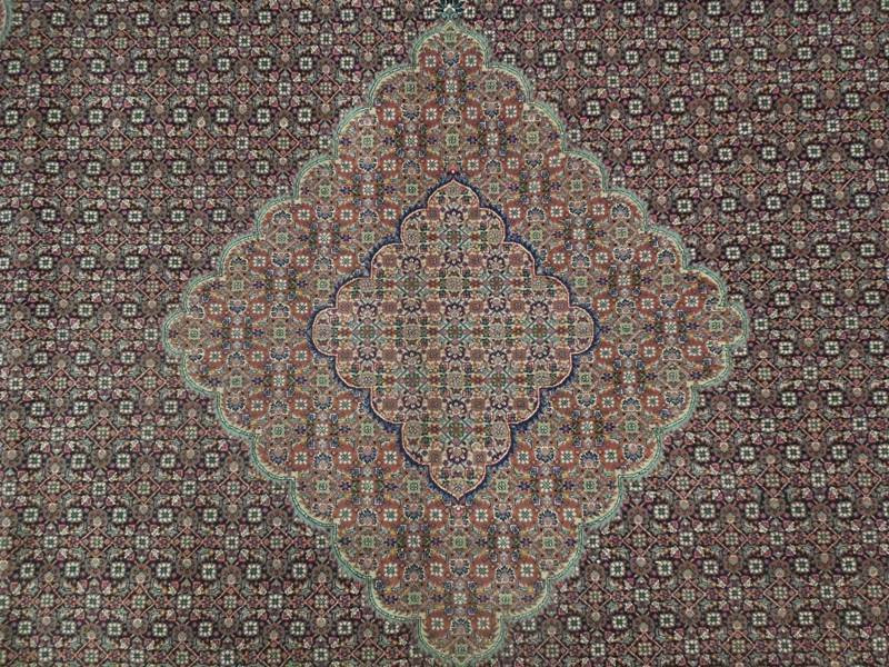 8 x 11 Green Wool & Silk Oriental Classic Mahi Design Rug