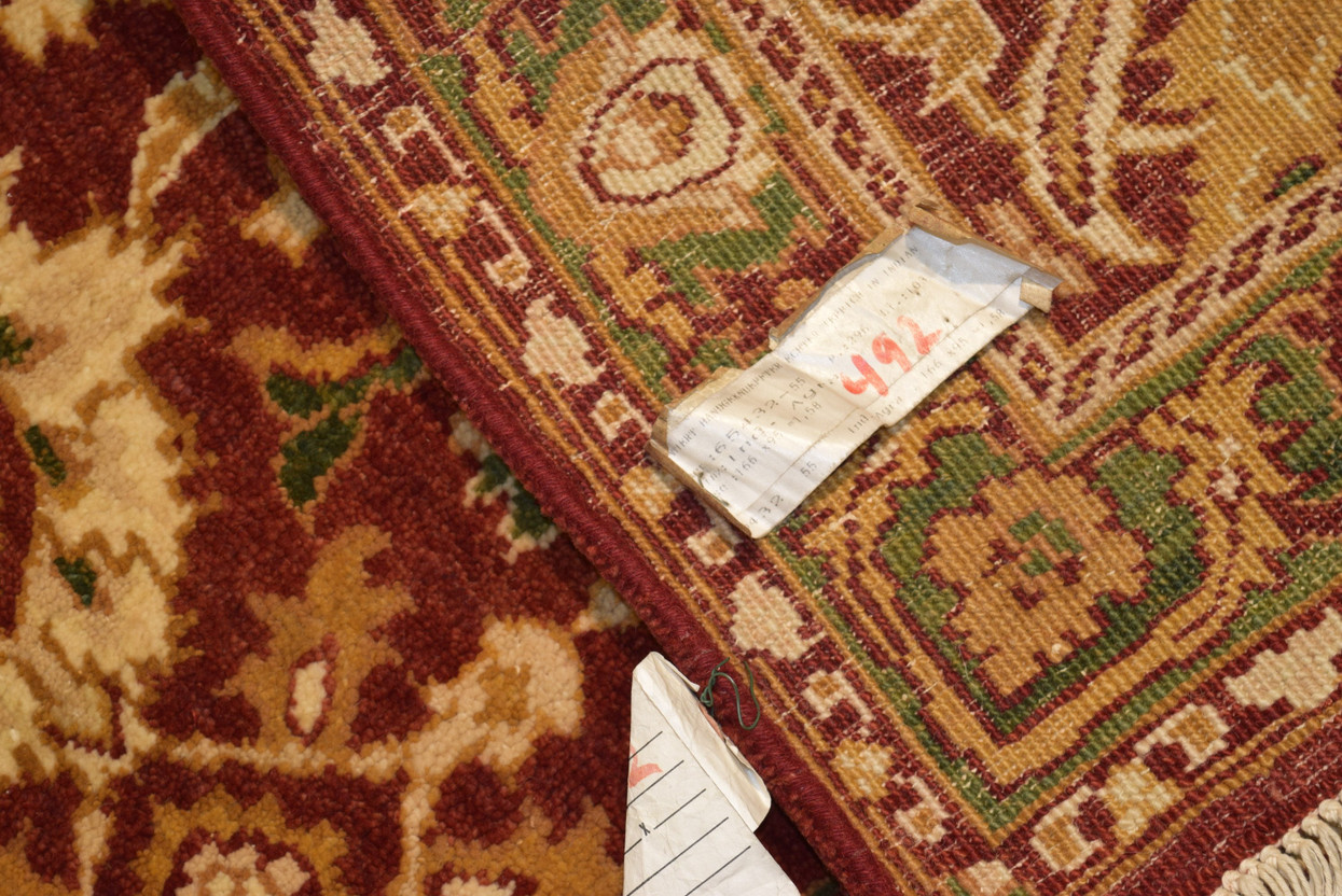 3'1" x 5'5" Oriental Agra Rug