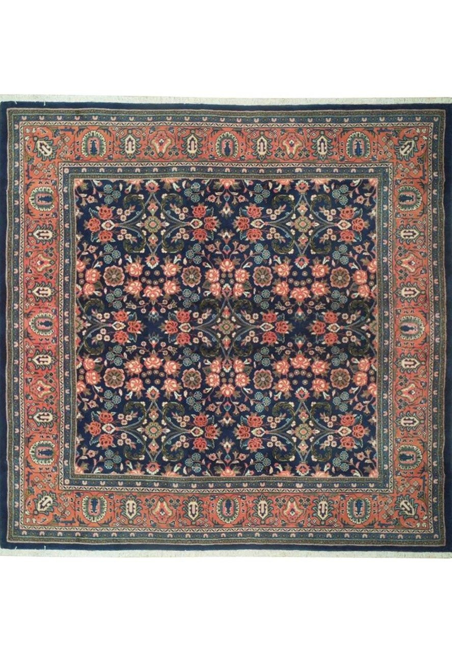 7 x 7 Persian Sarough Lilihan Rug