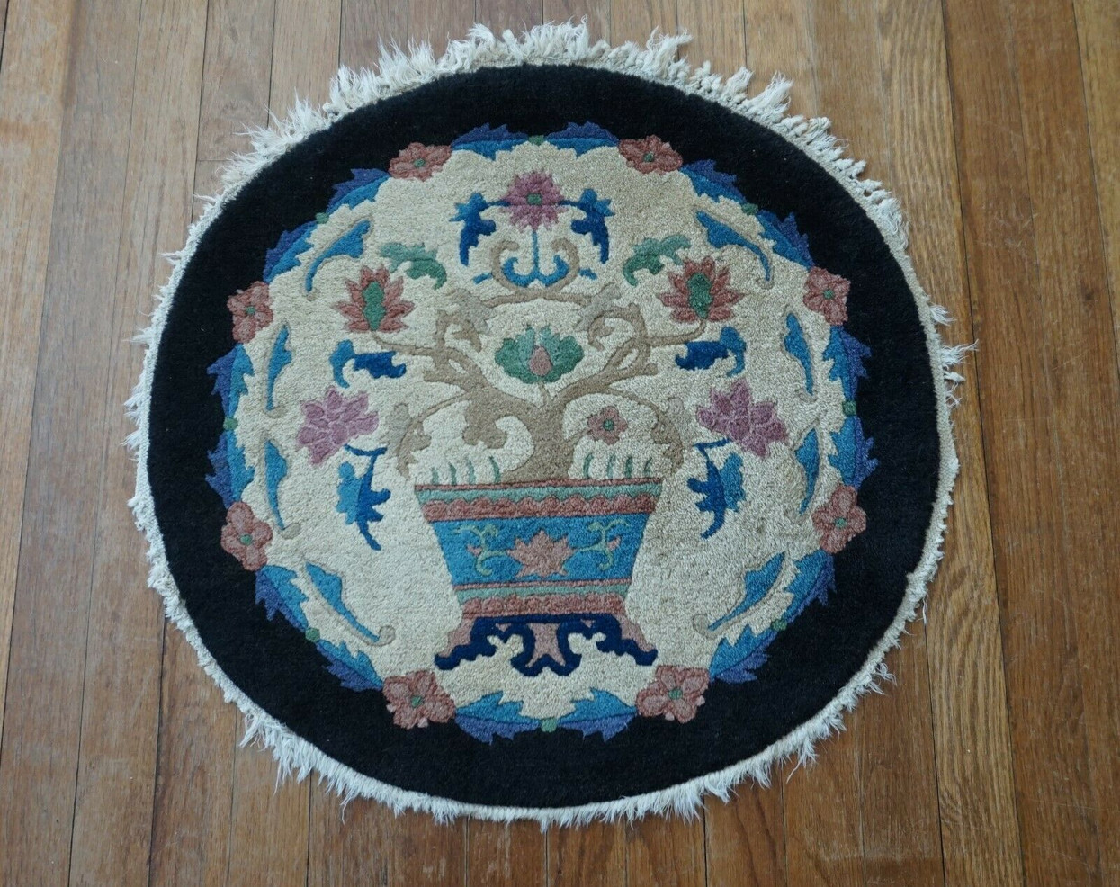 2 x 2 Antique Oriental Art Deco Round Rug