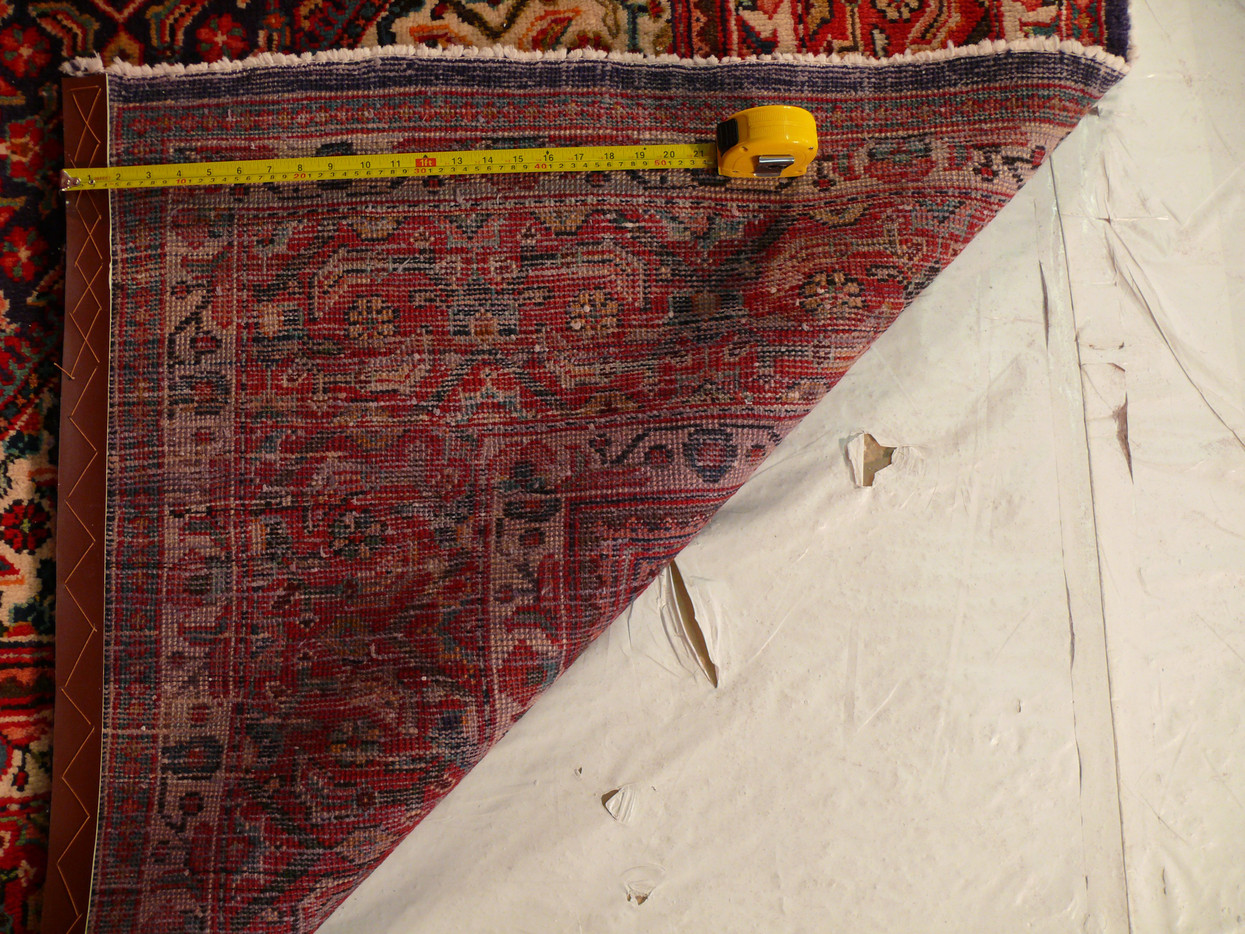 10 x 12 Persian Mahal Rug Diamond Shape Medallion