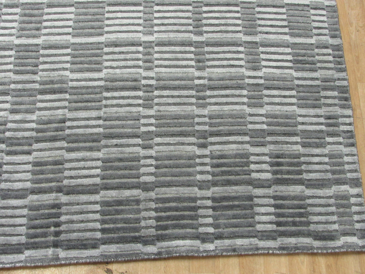 9 x 11 Modern all natural handmade Rug. Feels like silk. Gray Variations