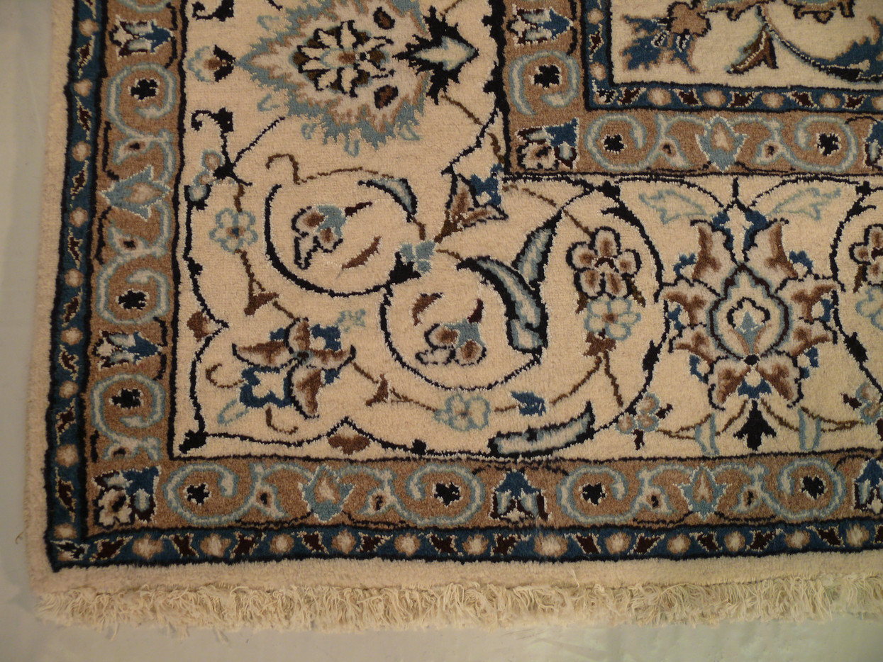 8'2" x 11'2" Persian Nain 9 LAA Rug