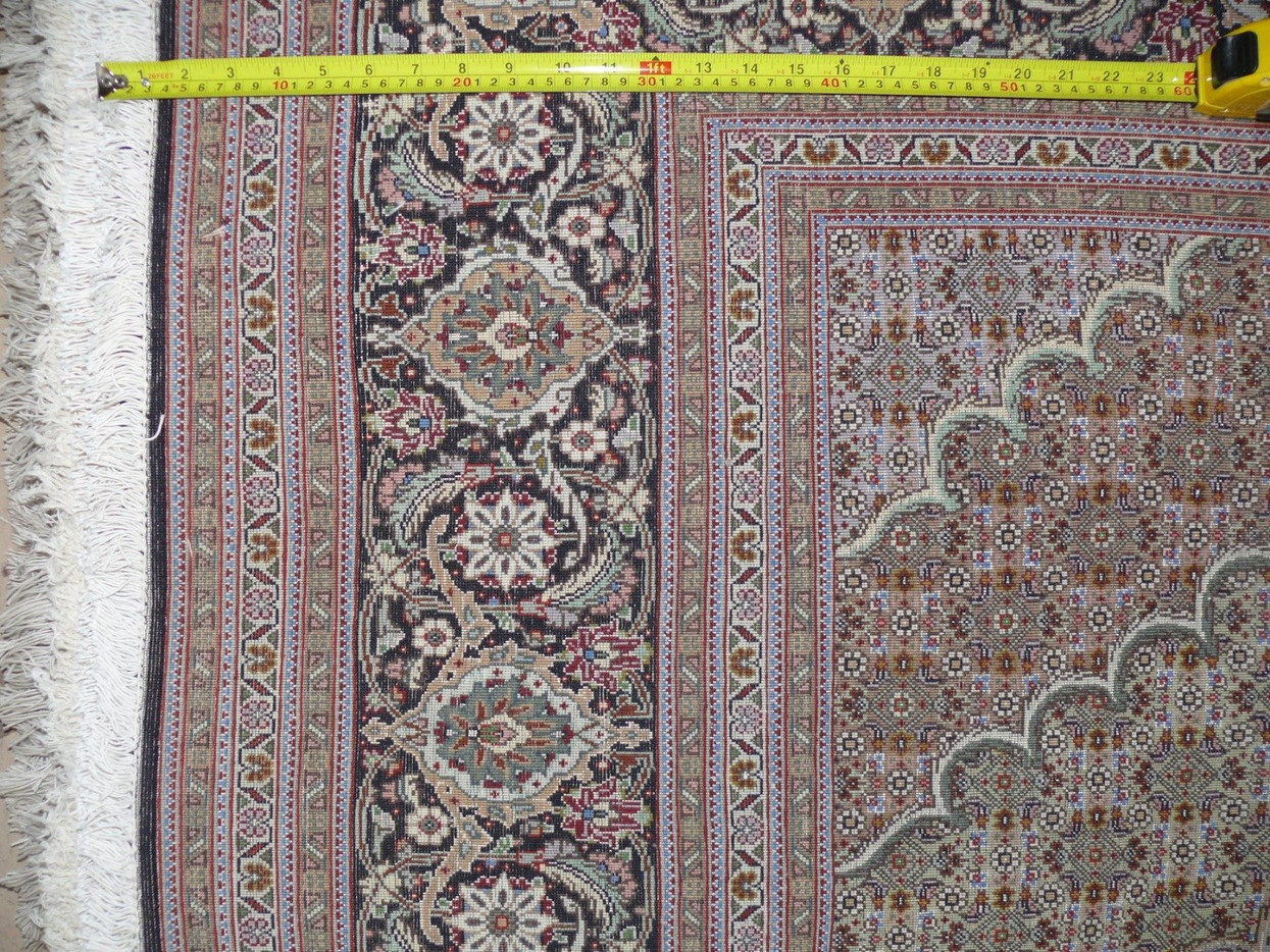 Oriental Mahi 6 x 8 Wool and Silk Rug