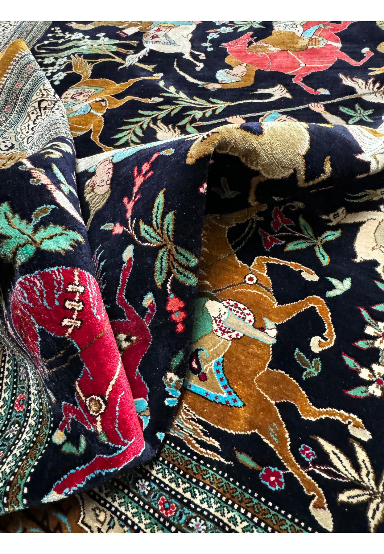 4'6 x 7 Persian Qum 100% Silk Hunting Rug