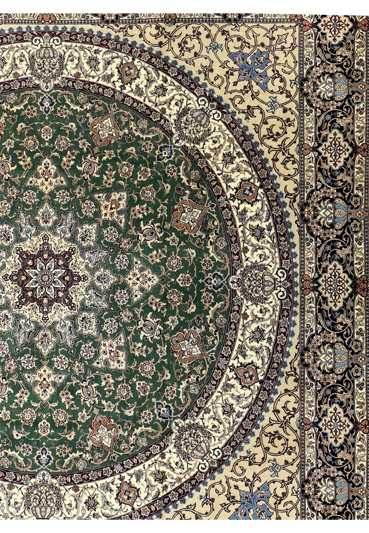 Detailed view of the elegant border design on the Nain 6LA Persian Rug.