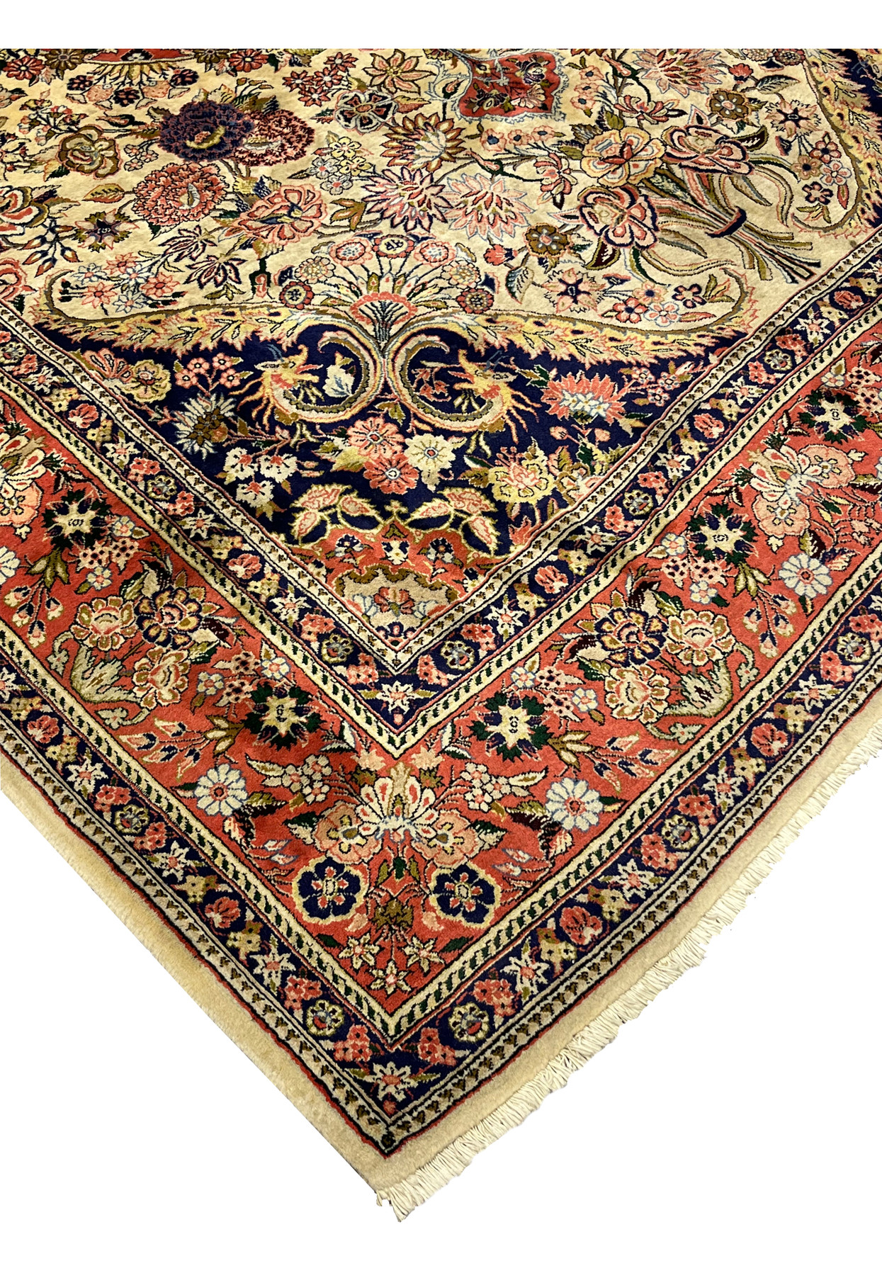 Edge and fringe detail of handmade Persian Bijar rug showing tight weave ivory fringe and strong finishing