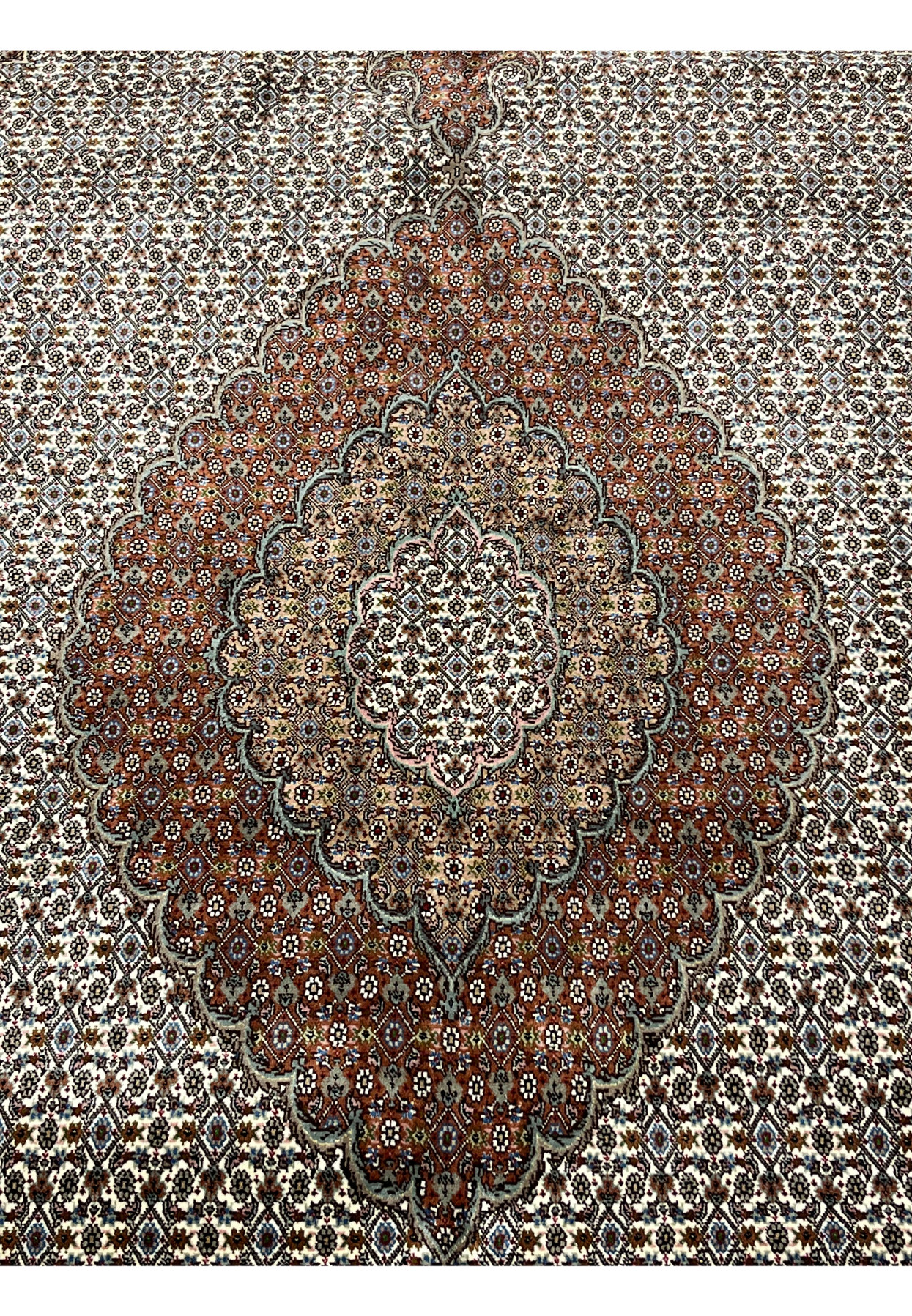 Central medallion closeup Persian Tabriz Mahi wool silk rug 50 Raj burgundy brown scalloped medallion ivory field