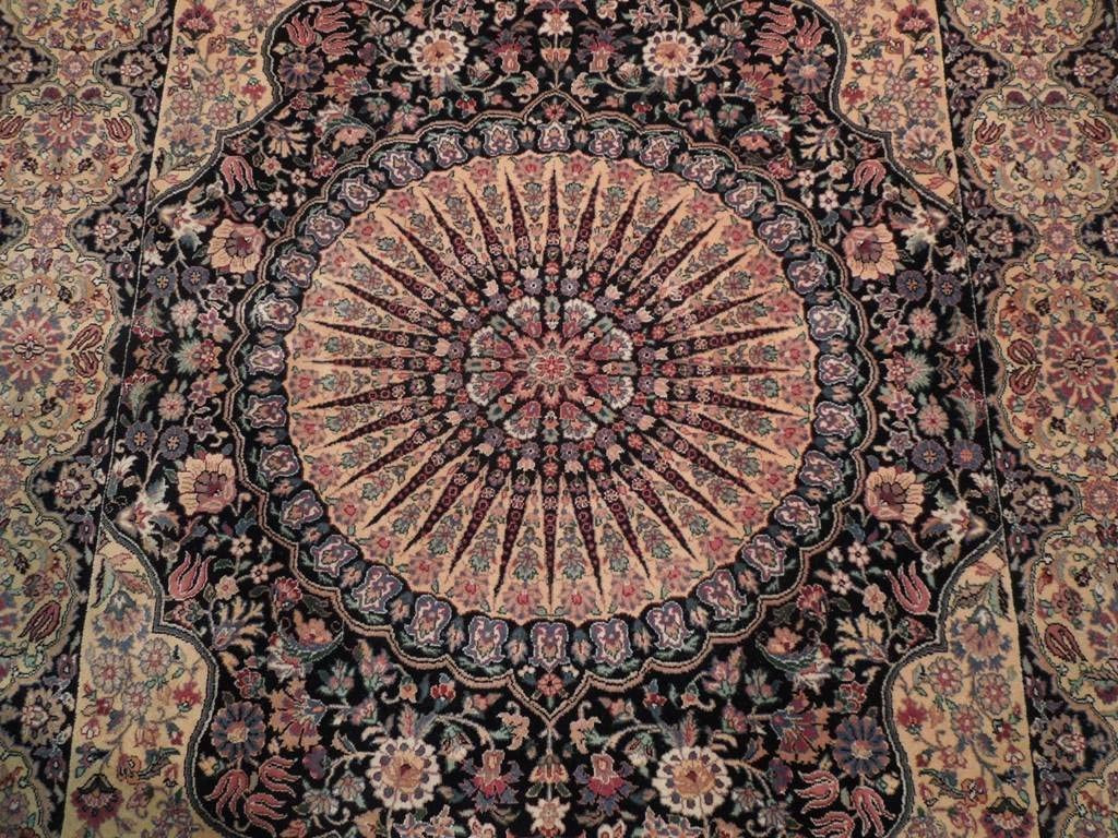 6 x 9 Oriental Isfahan Dome Design Rug