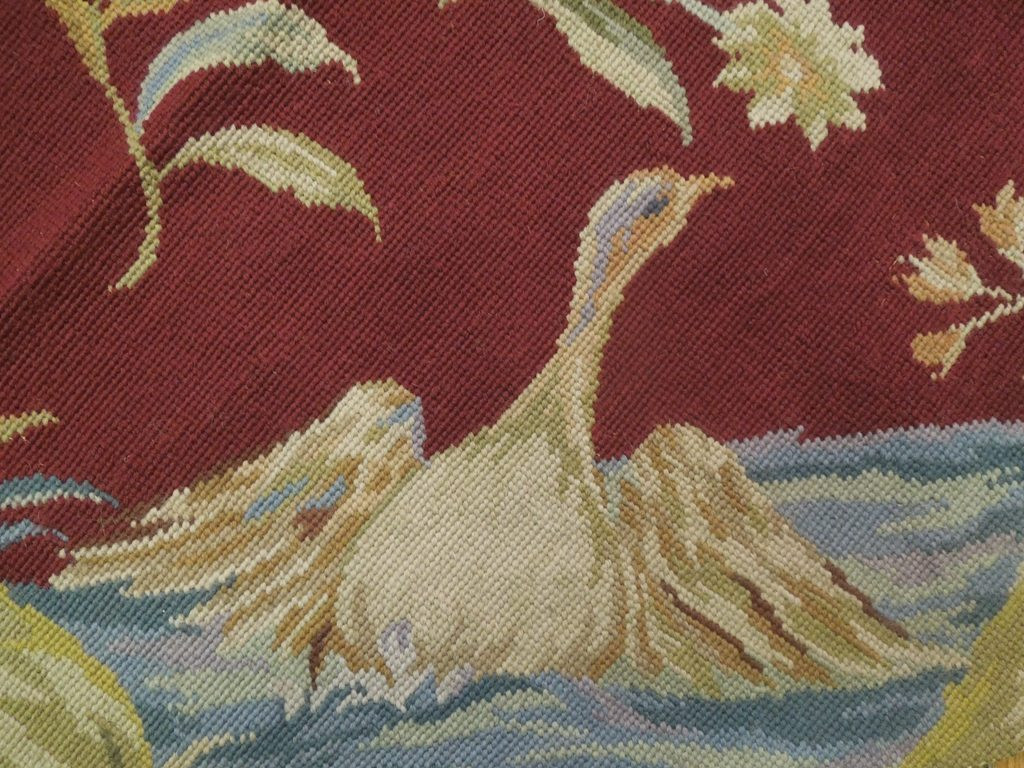 5 x 5 Flat Weave Round Needlepoint Rug