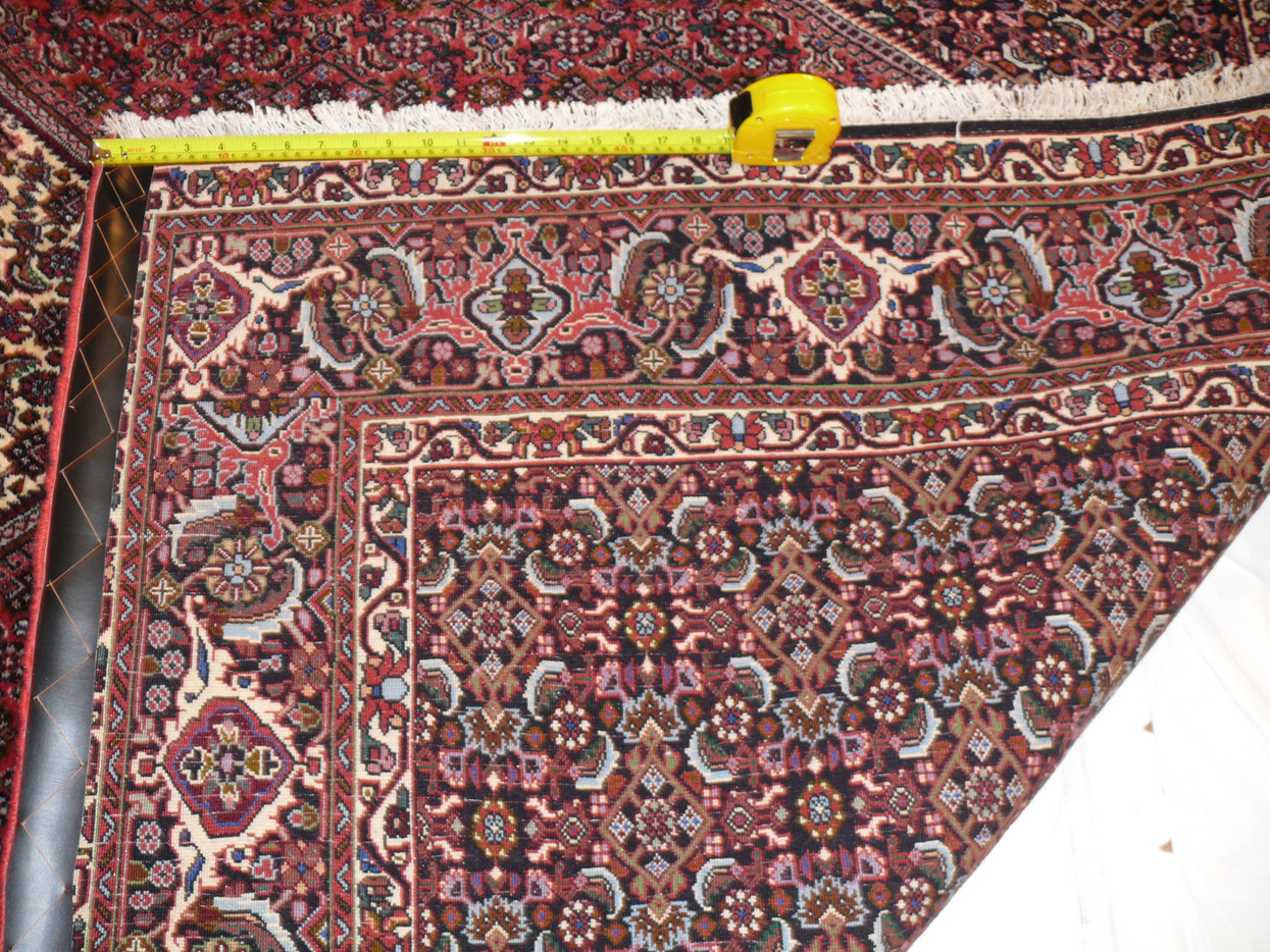 7 x 10'5 Persian Bijar Rug