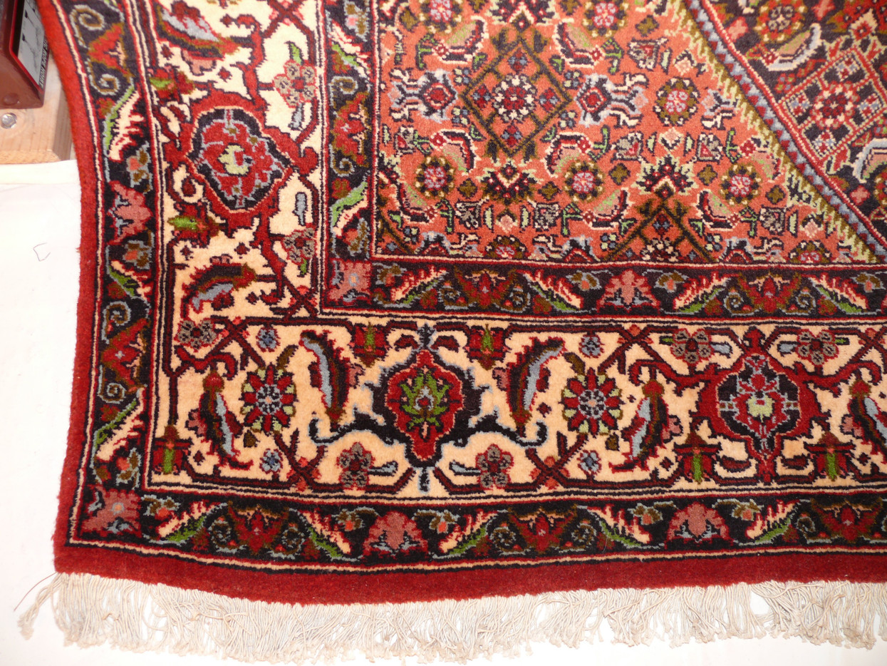 6"3" x 9'5" Persian Bijar Rug