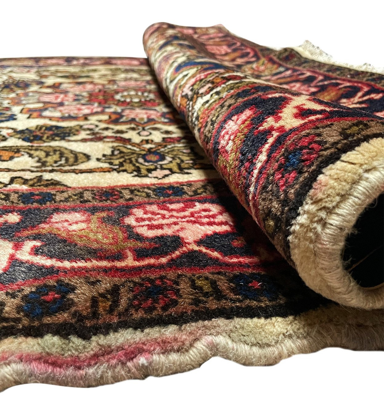 3'3" x 4'7" Persian Koliai Rug