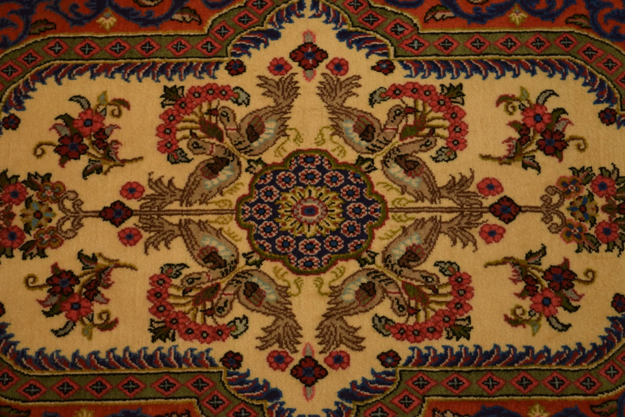 2'5 x 4 Premium Persian Qum Kork Rug