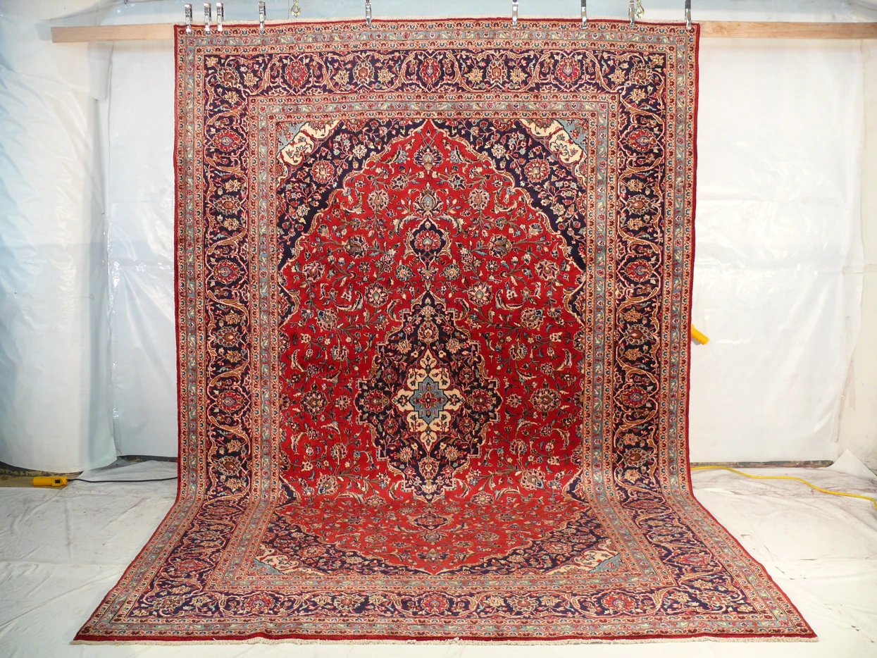 9'11" x 13'5 Persian Kashan Rug