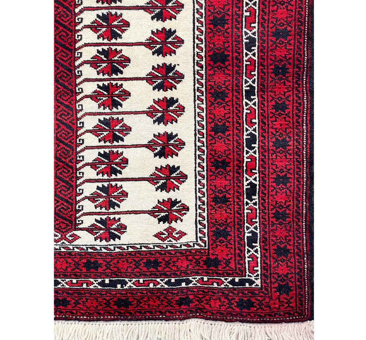 3'2" x 4'9"Traditional  Persian Baluch Prayer Rug